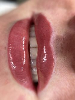 Permanent Makeup Lips