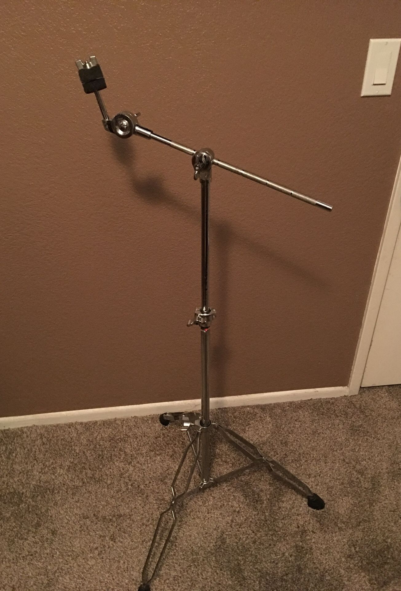 Cymbal stand