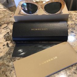 Auth Burberry Sunny.All Accessories .New