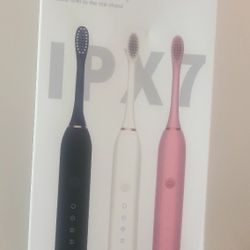 Electric toothbrush With 4 Replacement Brushes
