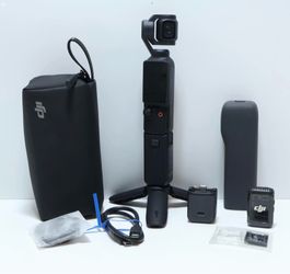 DJI Osmo Pocket 3 3-Axis Gimbal Stabilizer Creator Combo 4K
