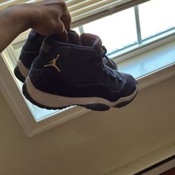Jordans 11