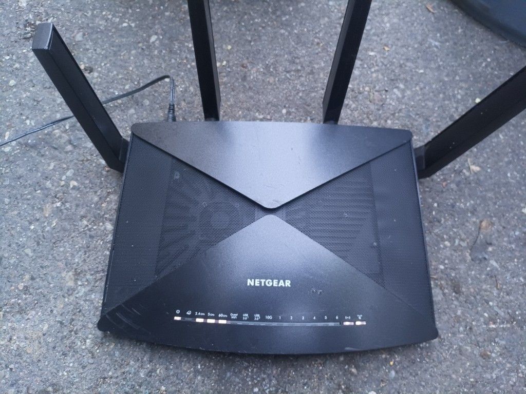Netgear r9000 Nighthawk x10 ad7200 Smart Wifi Router