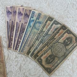 Lot Of Mexican Old Bills 