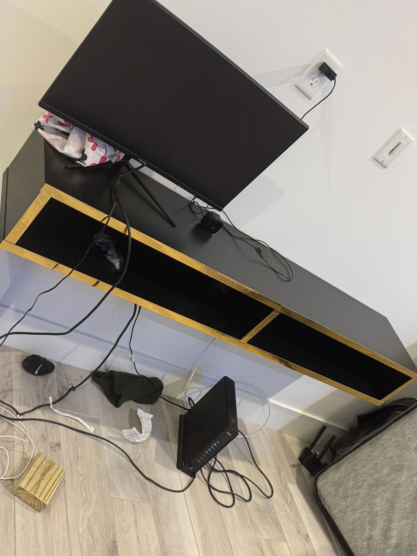 Shelf Tv Stand