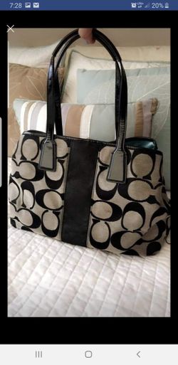 Authentic coach purse