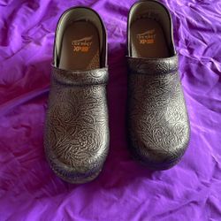 Dansko Xp 2.0 Clogs Size 43, Women’s 10