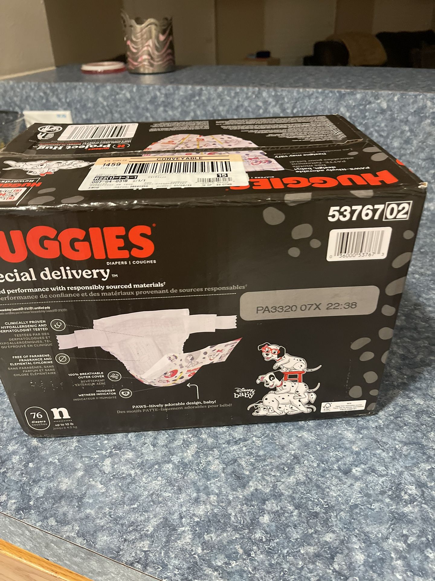 BRAND NEW UNOPENED HUGGIES SPECIAL DELIVERY (RARE) DISCOUNTINUED) NEWBORN (76) DIAPERS