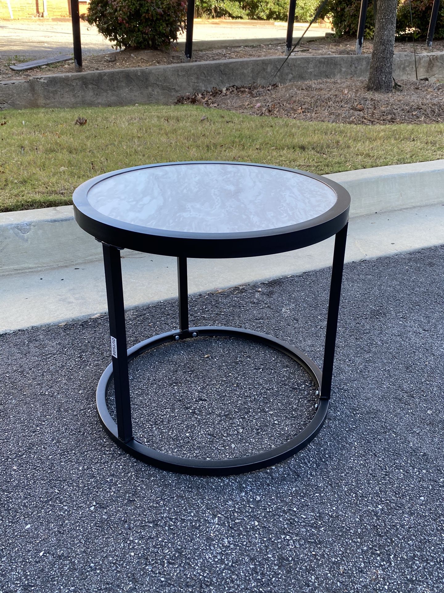 Brand New Indoor Outdoor Side Console Side Coffee Table