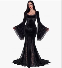 Black Velvet Lace Mermaid Costume Gown (Medium)