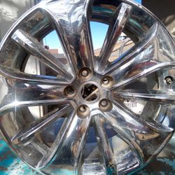 Ford Taurus 2010  Limited Model Rim