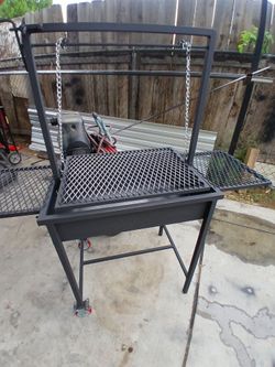 Heavy duty grills...asadores limpios y resistentes..limpiesitos