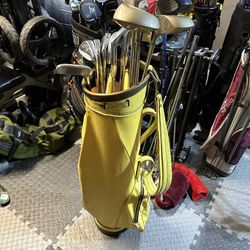 Women’s Golf Clubs and Pull Cart 