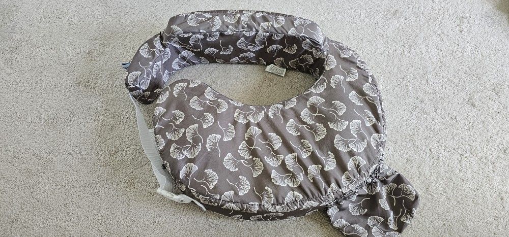 Breast Feeding Pillow
