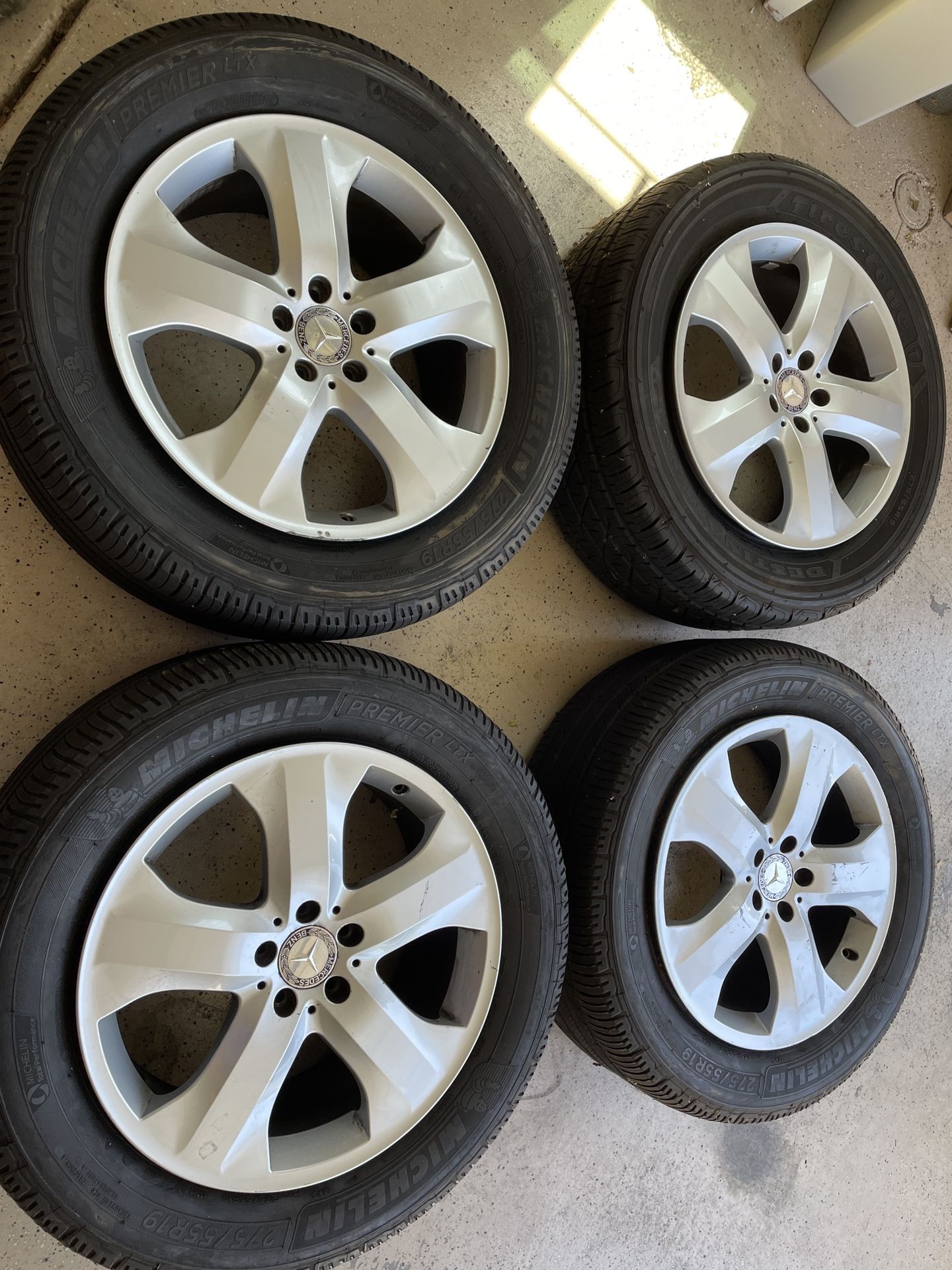 Mercedes Benz Original Wheel & Tires