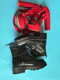 Lot of 2 pairs of women's shoes—brand new (no box)! Both size 6.5 US.
