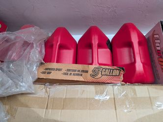 5 Gallon Red Gas Cans