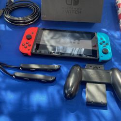 Nintendo Switch 