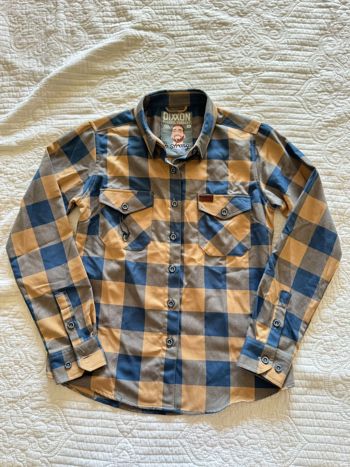 NWOT Dixxon Andar B Strong 2.0 Blue & Tan Plaid Flannel Shirt Women’s Medium