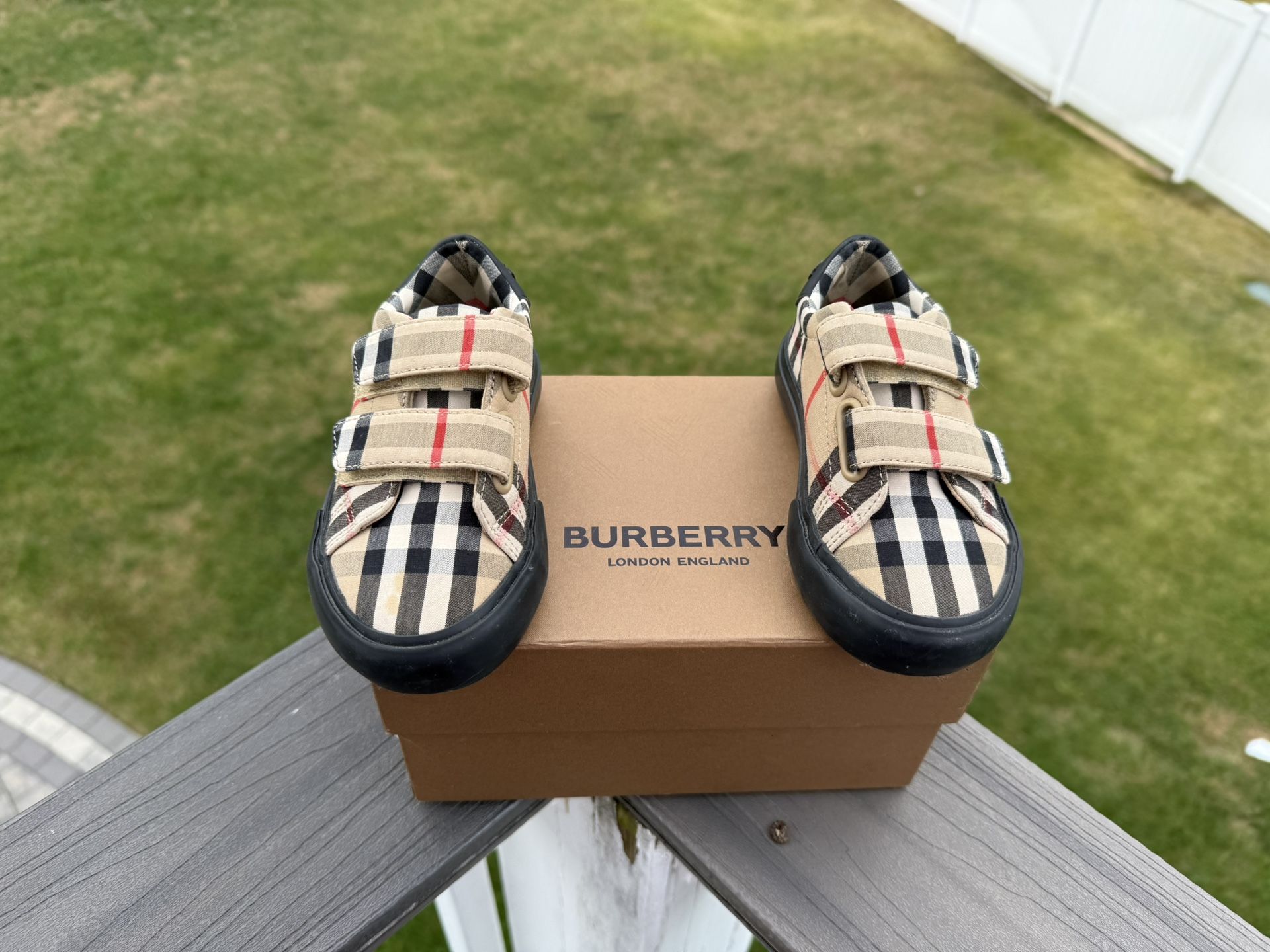 Burberry Toddler Shoes 