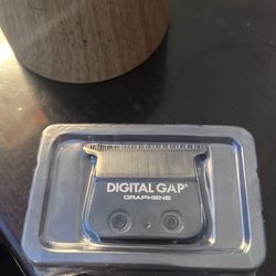 Coco digital gap graphene blade