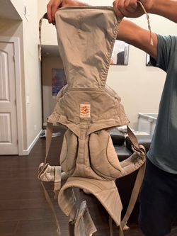 Ergobaby Baby Carrier used in great  condition