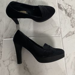 Womens High Heels Black suede Andre Assous 