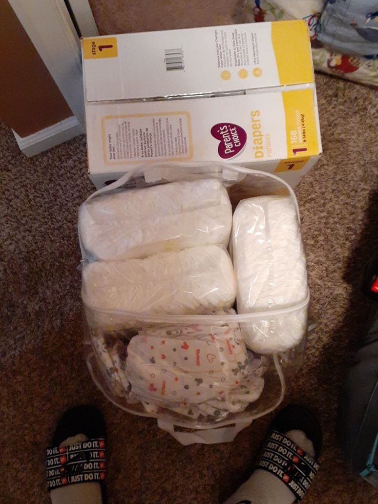 Diapers Size 1s