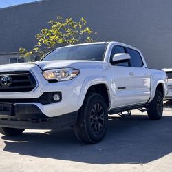 2022 Toyota Tacoma 