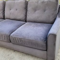 En Venta Suede Sofa Color Gris Confortable Exente Condition