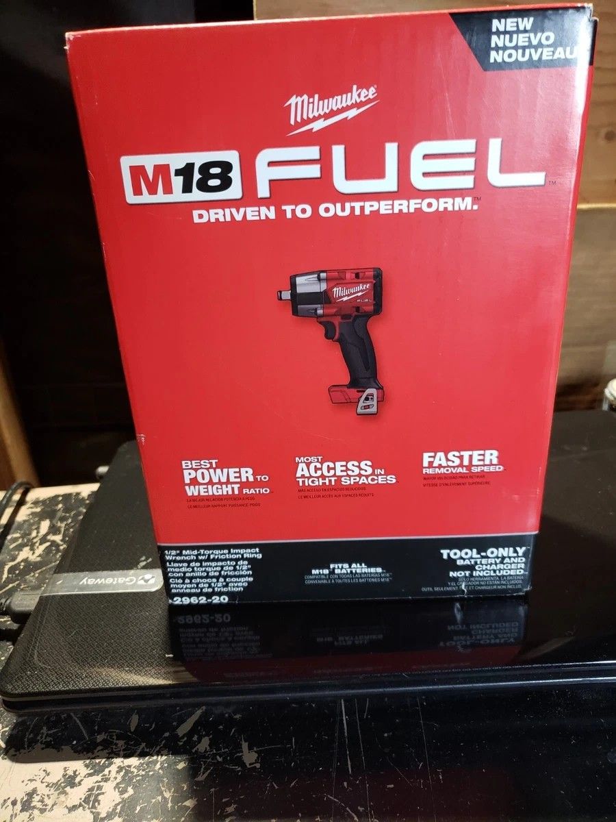 MILWAUKEE MID TORQUE HALF INCH FUEL IMPACT