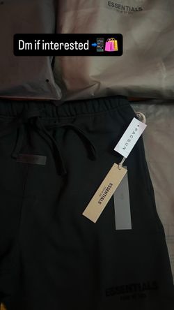 Black Essential shorts