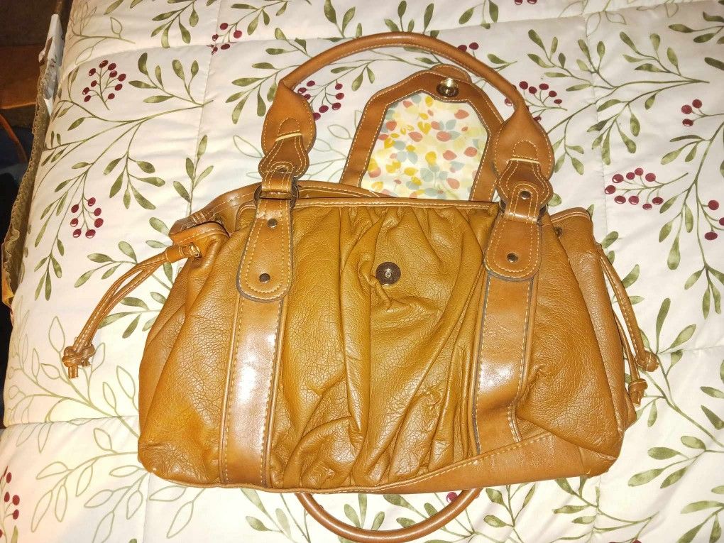 Mondani Purse for Sale in Sugarcrk Township OH OfferUp