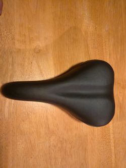 CHIFA 1 Padded Bike Saddle / Bicycle Seat – Excellent Condition