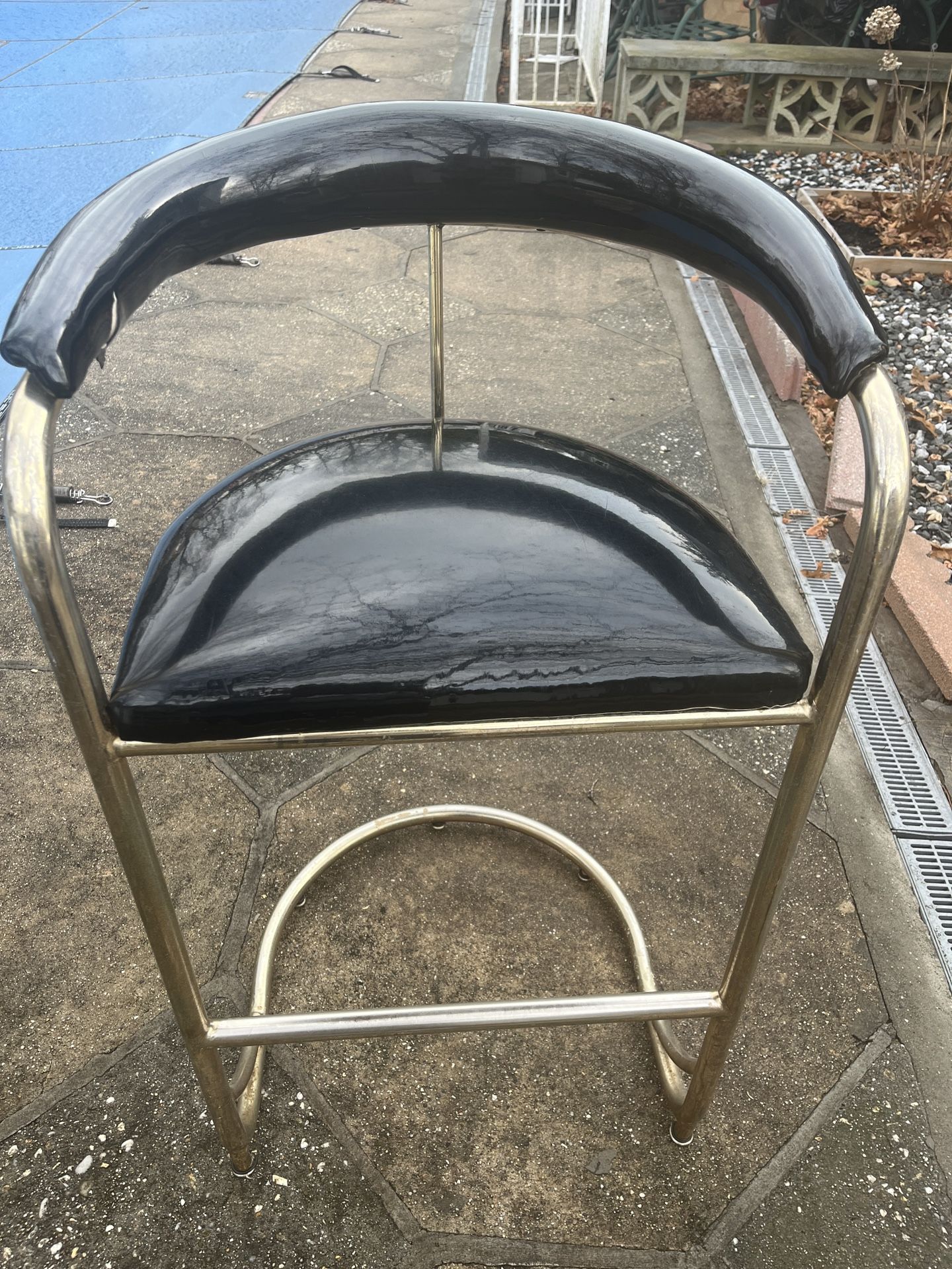 Bar stool beautiful Black leather with gold frame