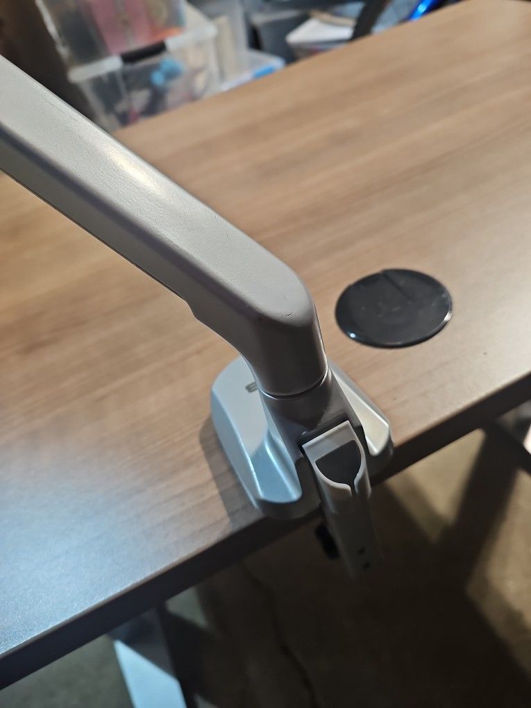 Clamp On Single Monitor Arm