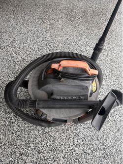 Wet and dry vacuum
