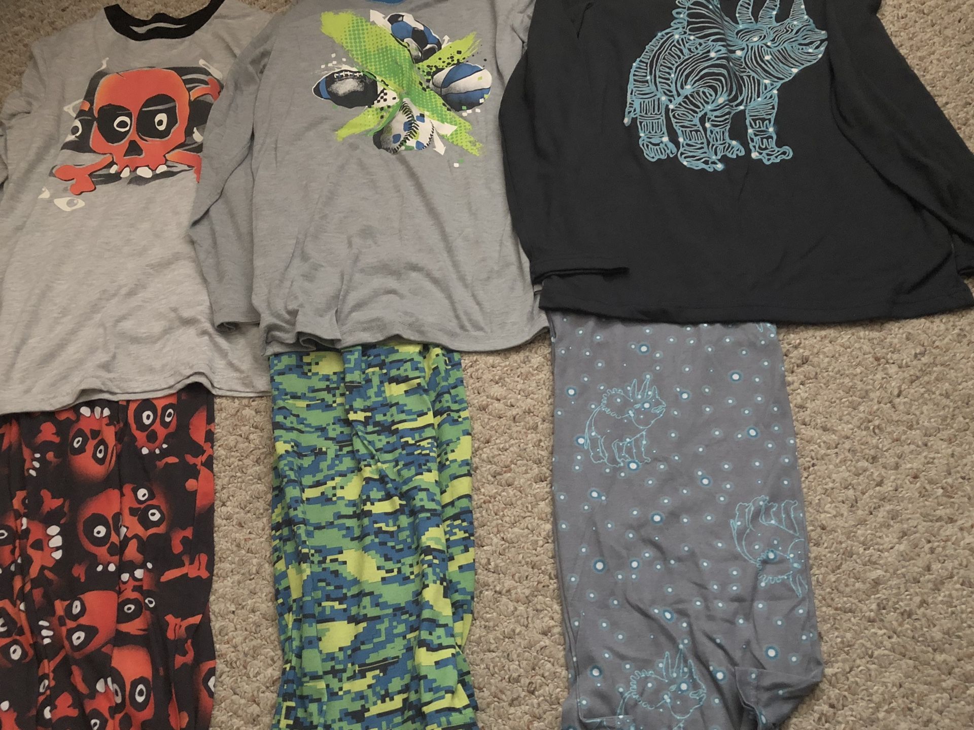 Boys Clothes / Pjs Size 16