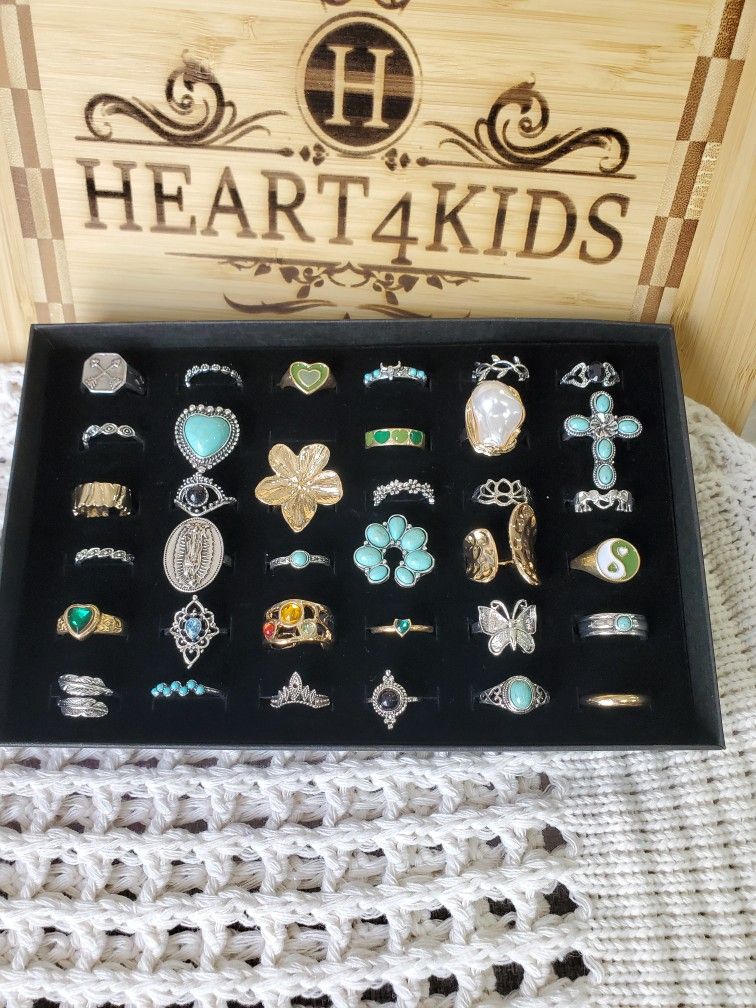 36 Pcs Cocktail Rings