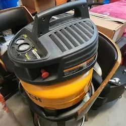  Bostitch Air Compressor 6 Gallon Used
