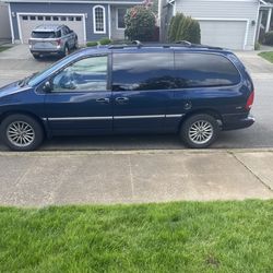 2000 Chrysler town & city