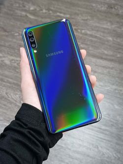 Samsung Galaxy A50 6.4" | A505U | Unlocked (Used - Light Burn Screen) / Storage: 64GB / Grade: Fair / Color: Black