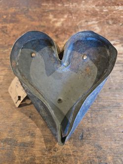 Antique Heart Shape Tin Cookie Cutter
