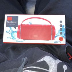 Wireless Bluetooth Waterproof Portable Speaker 