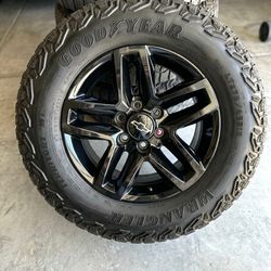 Chevy Silverado Trail Boss 18" OEM Rims + Goodyear Wrangler 33" tires - Set of 4
