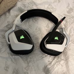 Corsair Void RGB Gaming Headset