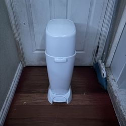 Diaper Genie 