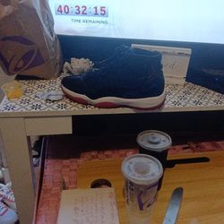 Jordans 11