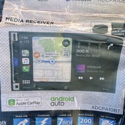 media receiver large screen