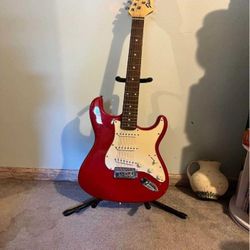 Premium Electric Guitar – Perform with Superb Audio if green